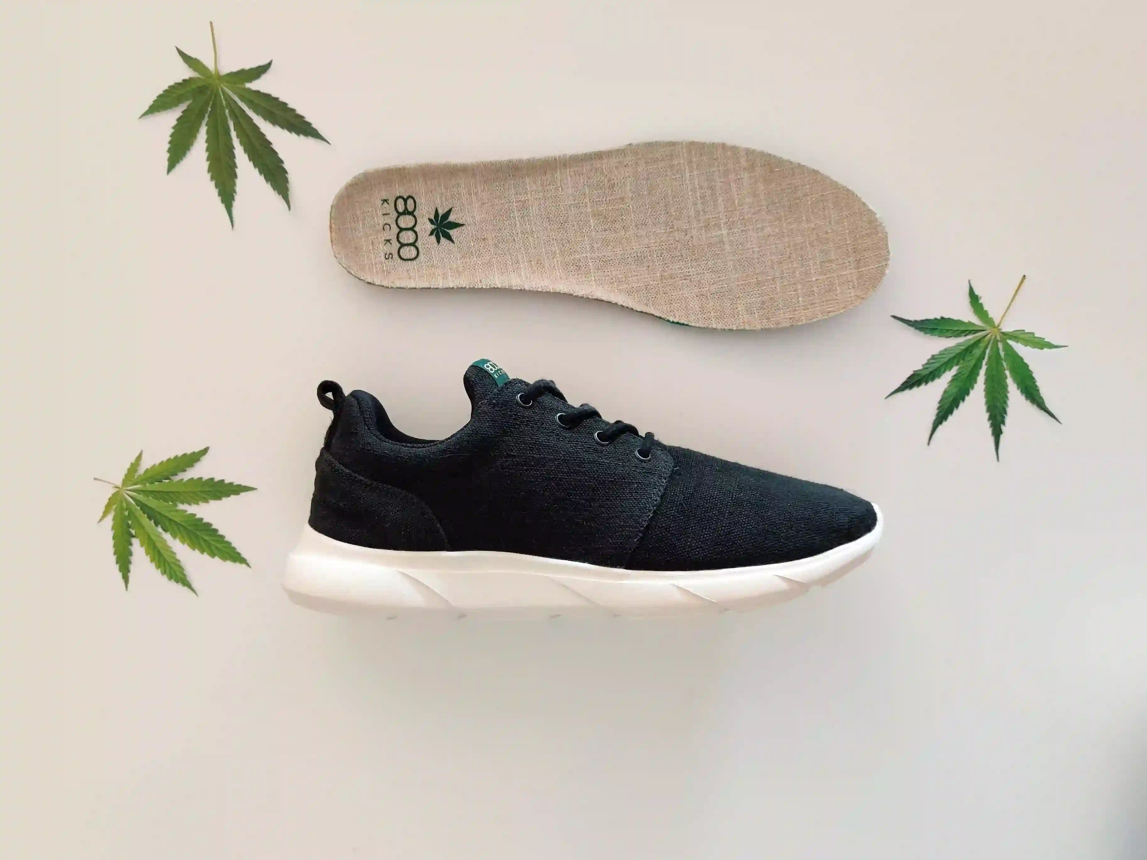 8000Kicks Explorer V2 - The 1st waterproof hemp shoes