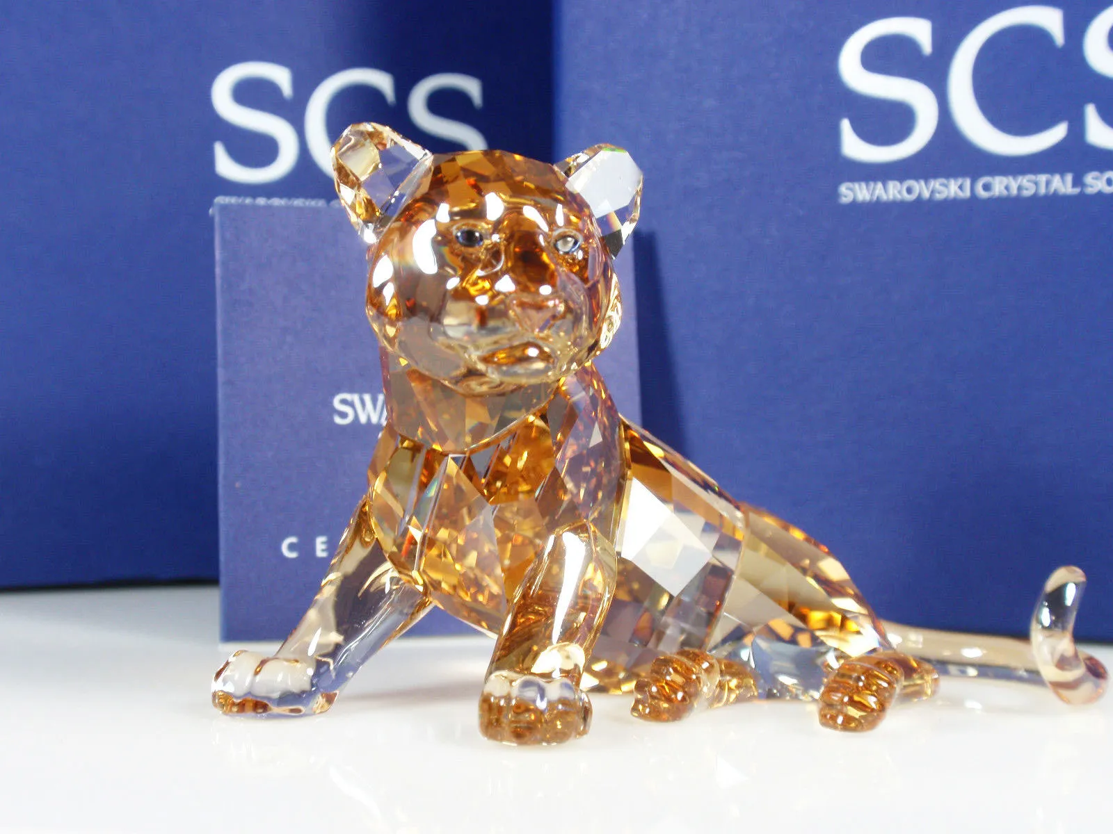 Swarovski Color Crystal Animal Figurine TUGER CUB SITTING #1016678